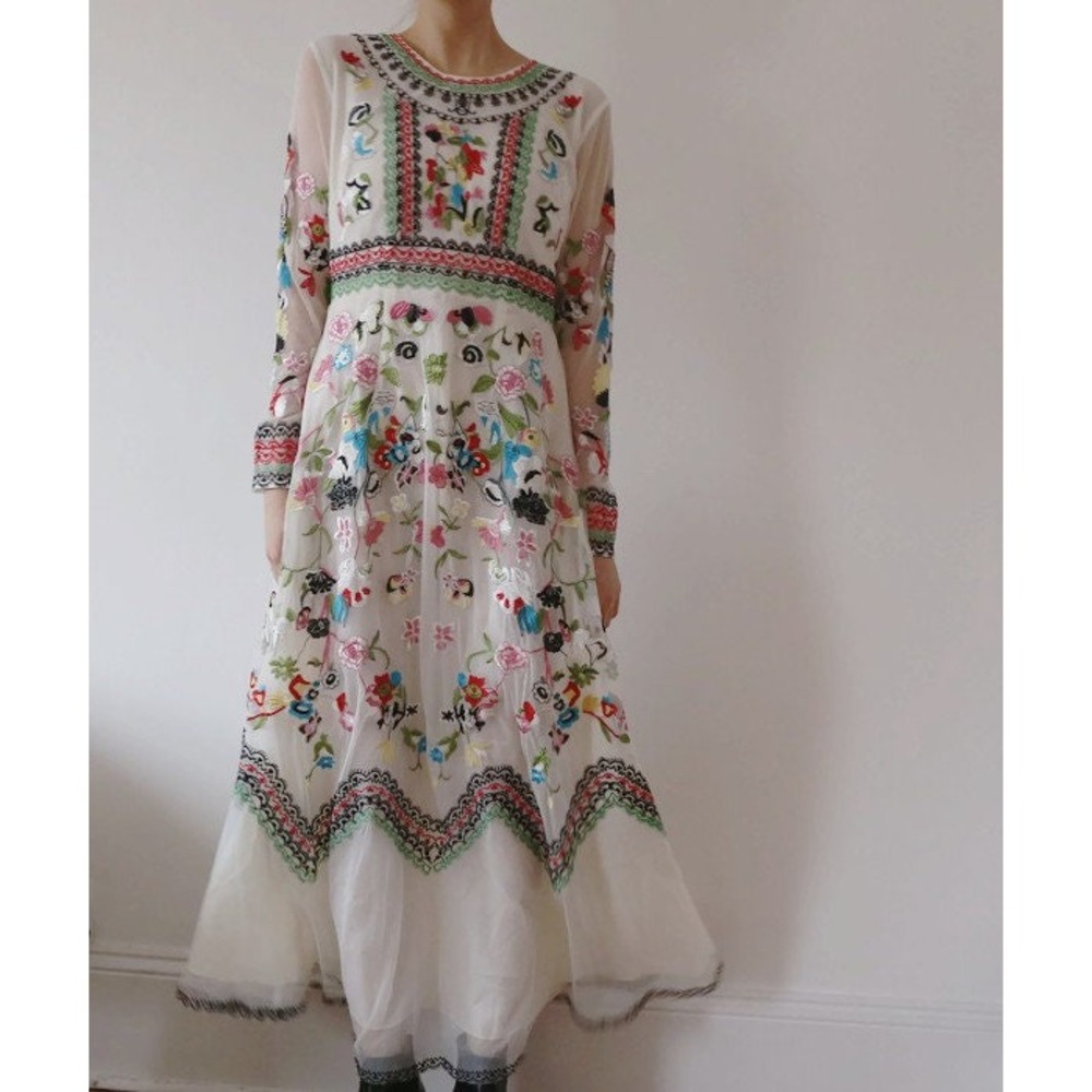 Unbranded Embroidered Maxi Dress Women M White Excellent Floral Tulle Gown